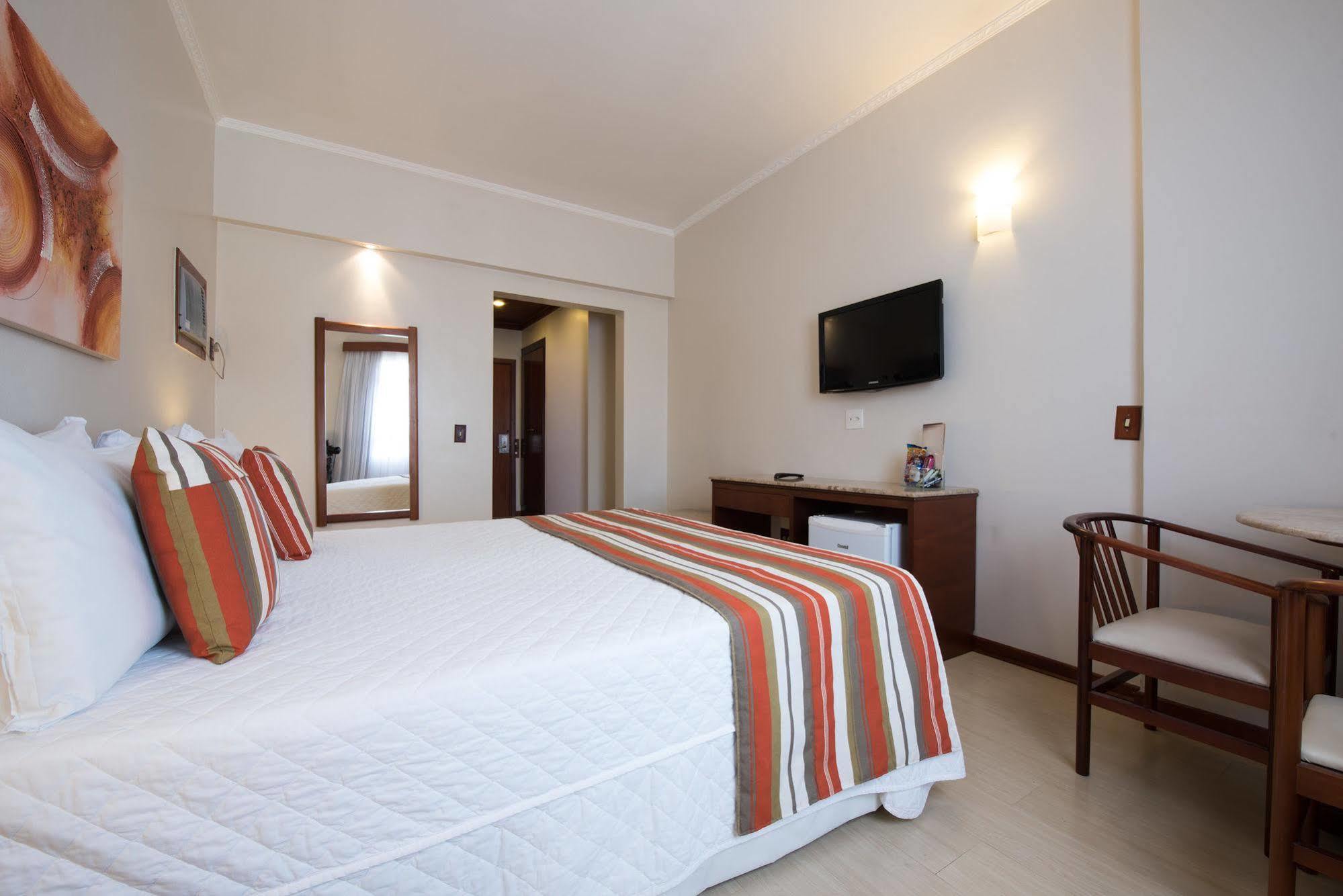 Poços de Caldas Hotel Carlton Plaza מראה חיצוני תמונה