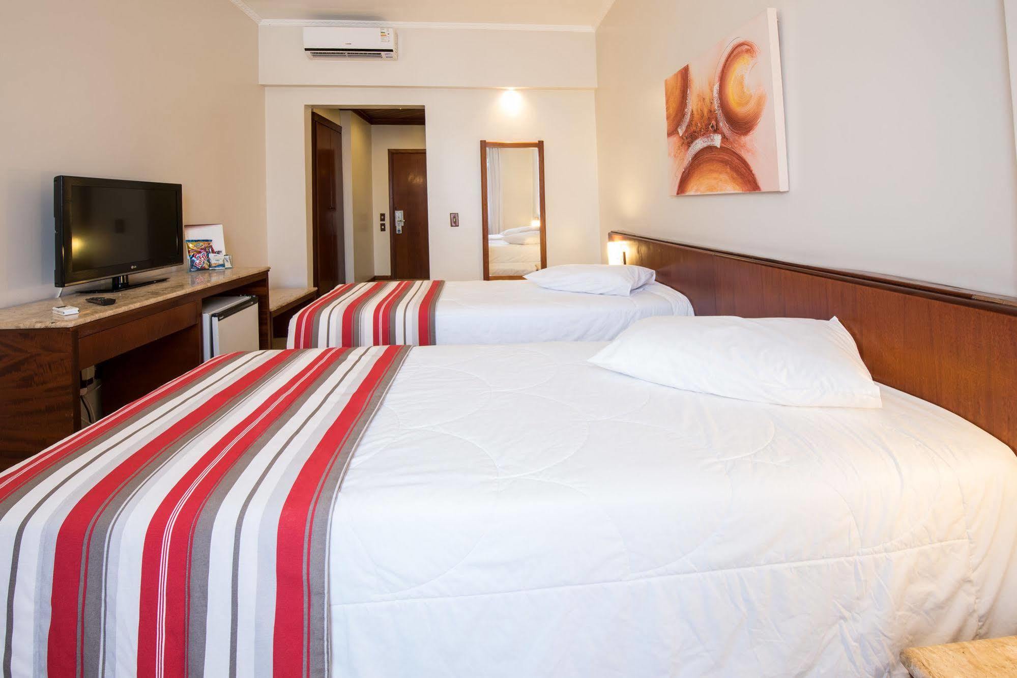 Poços de Caldas Hotel Carlton Plaza מראה חיצוני תמונה